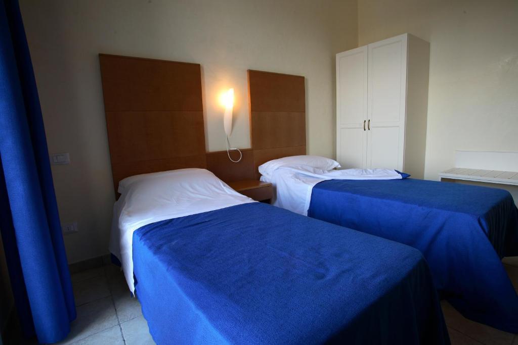Hotel Resort Portoselvaggio Sant Isidoro  Ruang foto